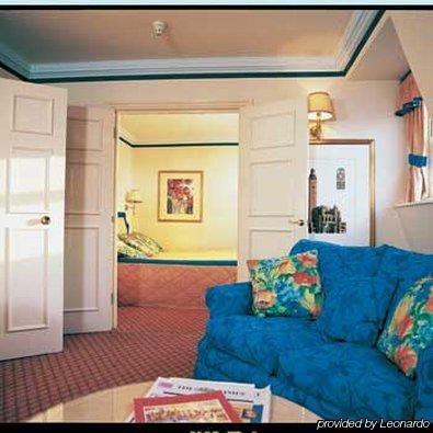 John Howard Hotel London Phòng bức ảnh